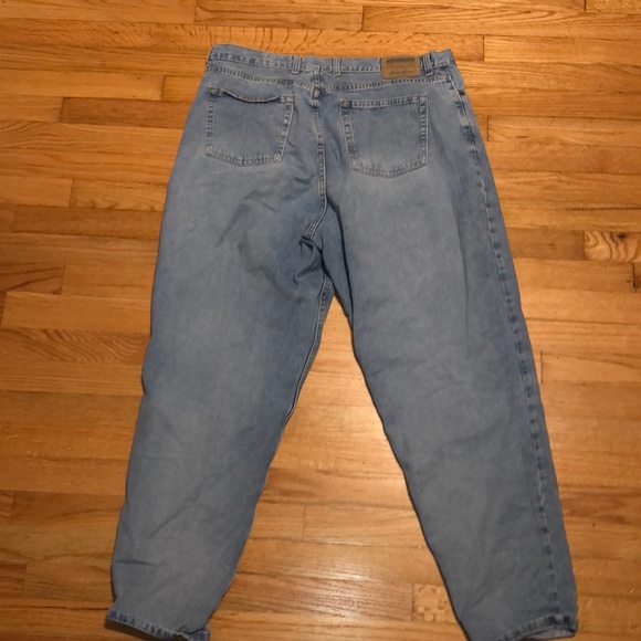 High rise mom jeans - Picture 2 of 3